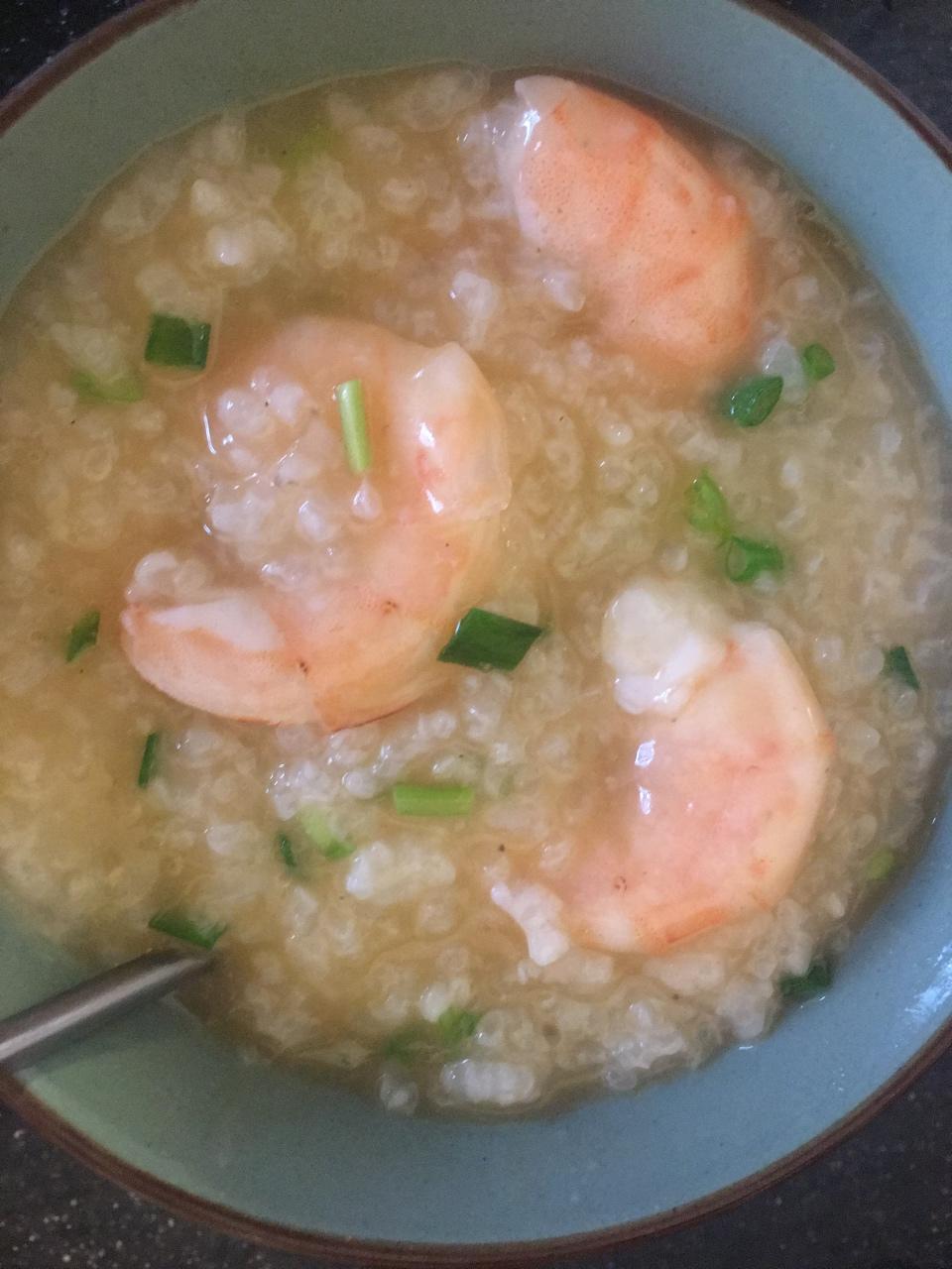 aaa雯雯做的秘制鲜虾粥