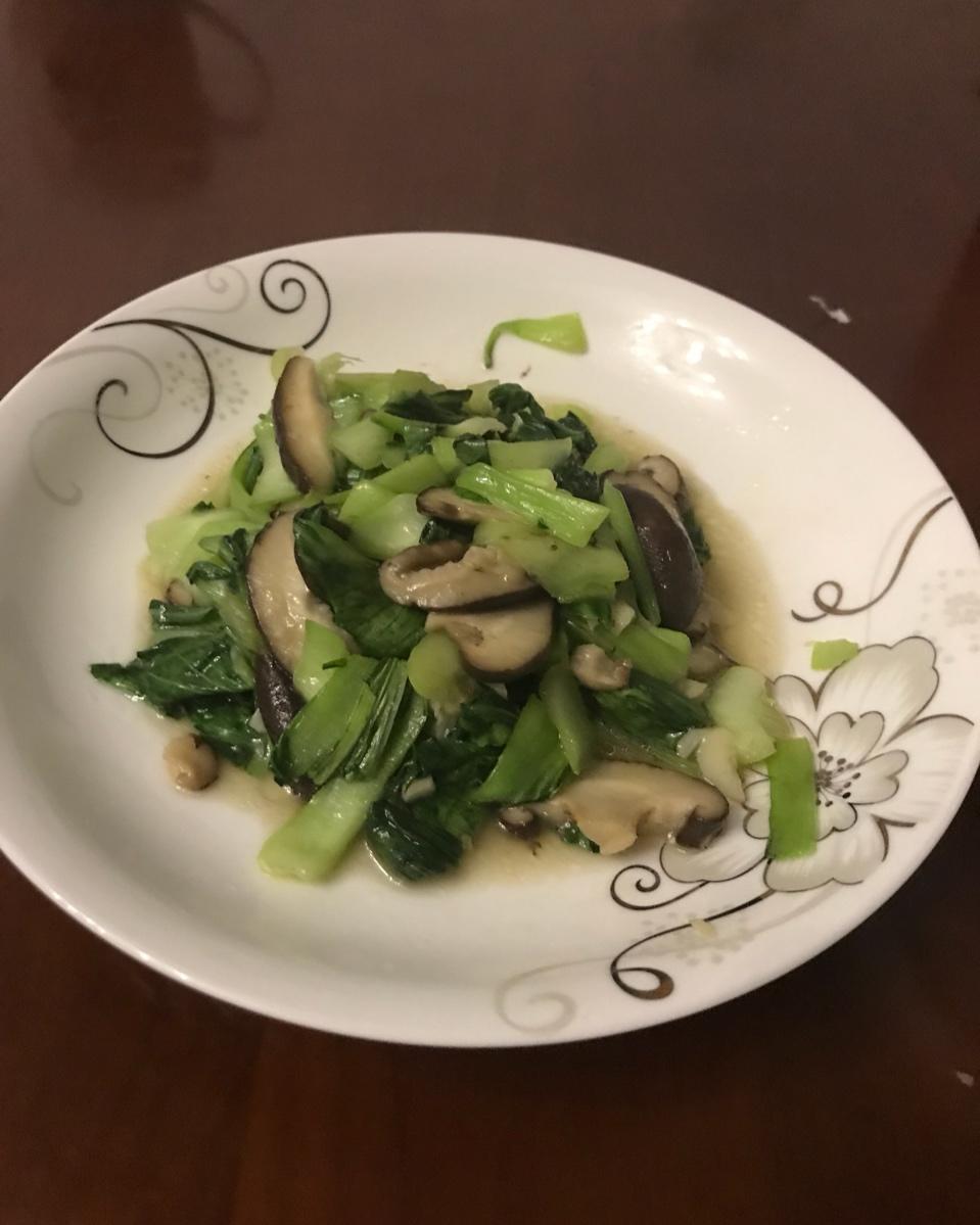 清炒香菇青菜