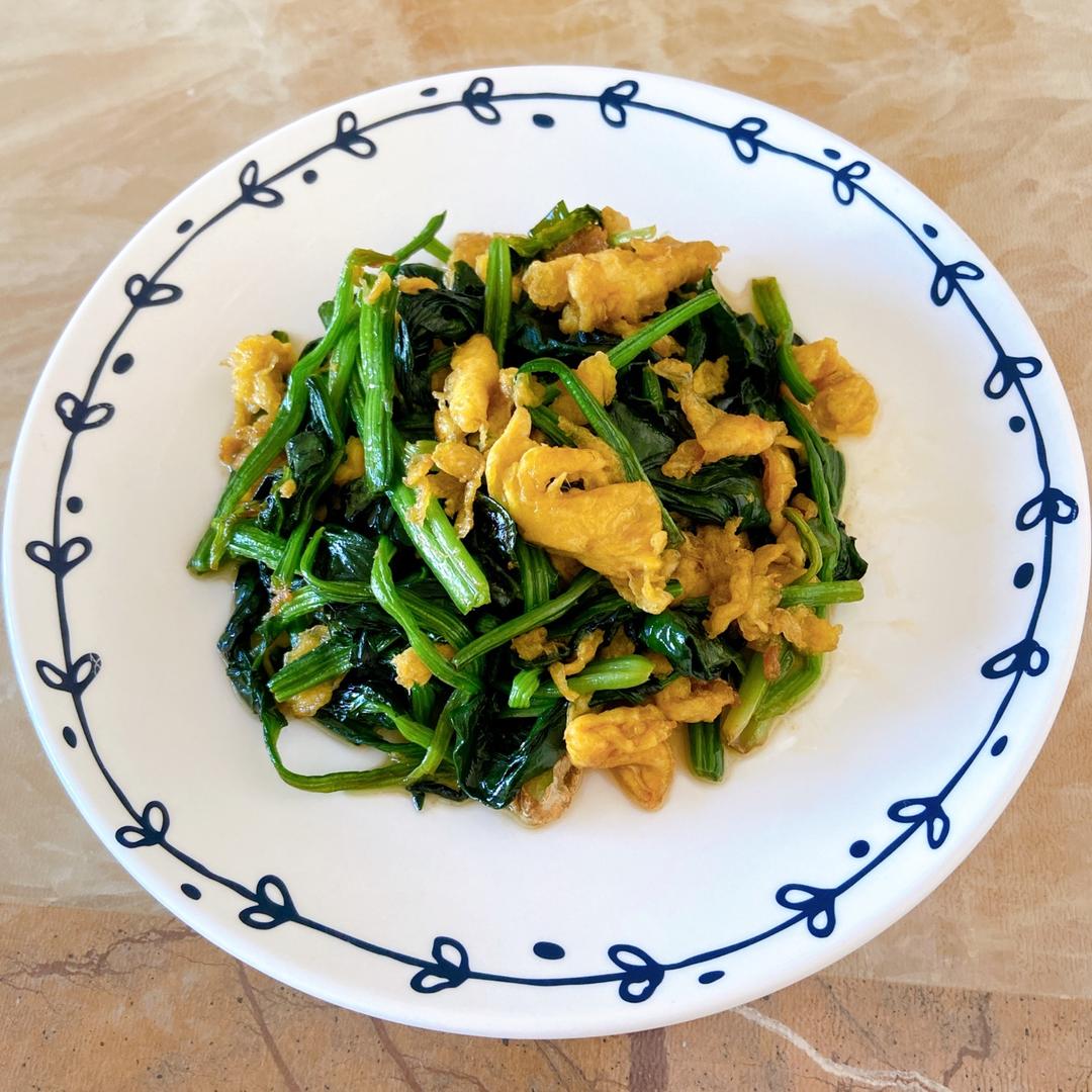 菠菜炒鸡蛋