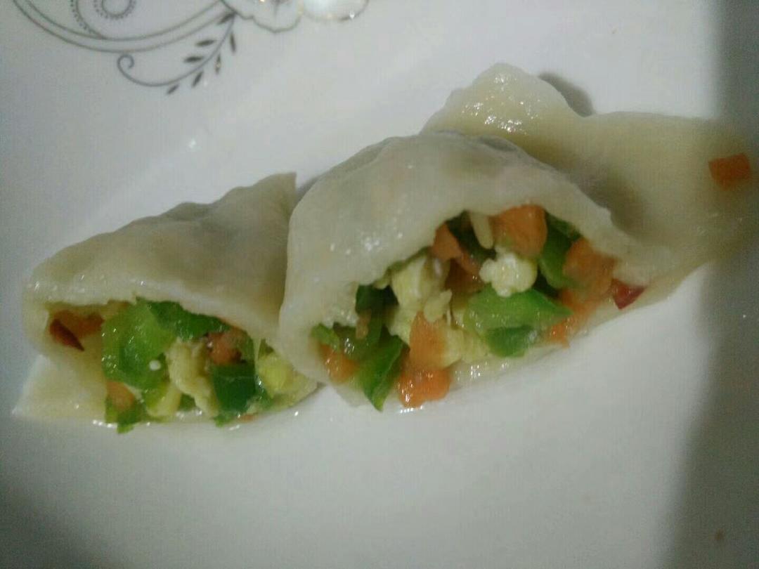 青椒什锦蔬菜水饺的做法 步骤5