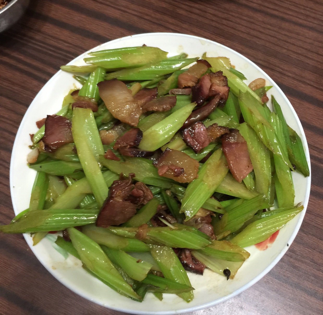 西芹炒腊肉