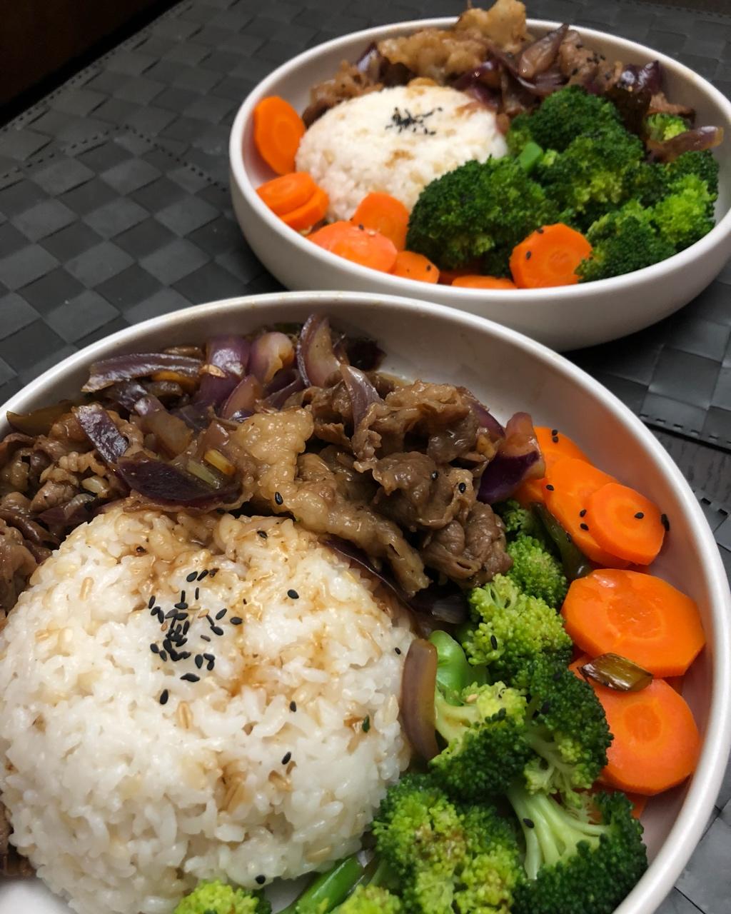 照烧牛肉盖饭