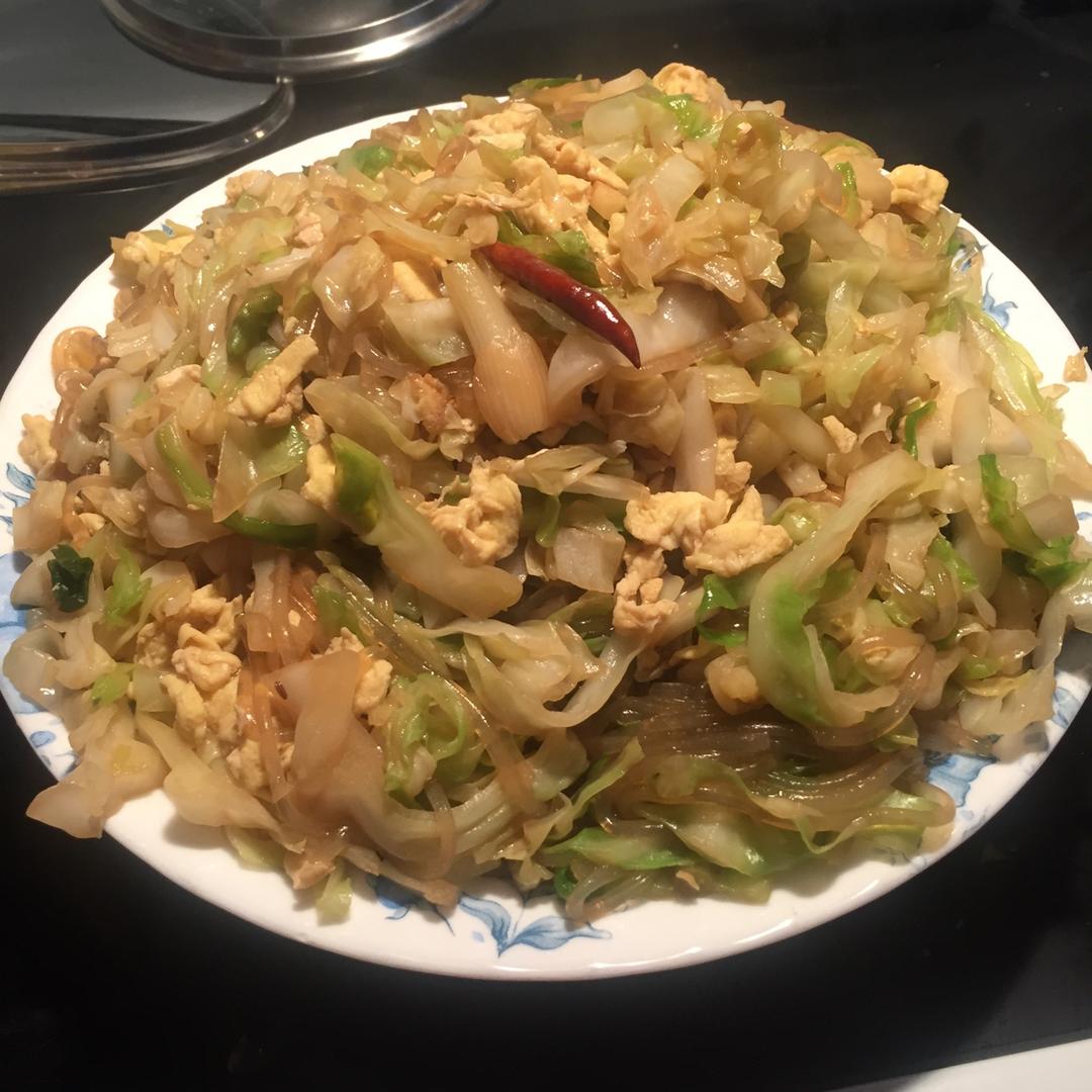 包菜粉丝炒鸡蛋