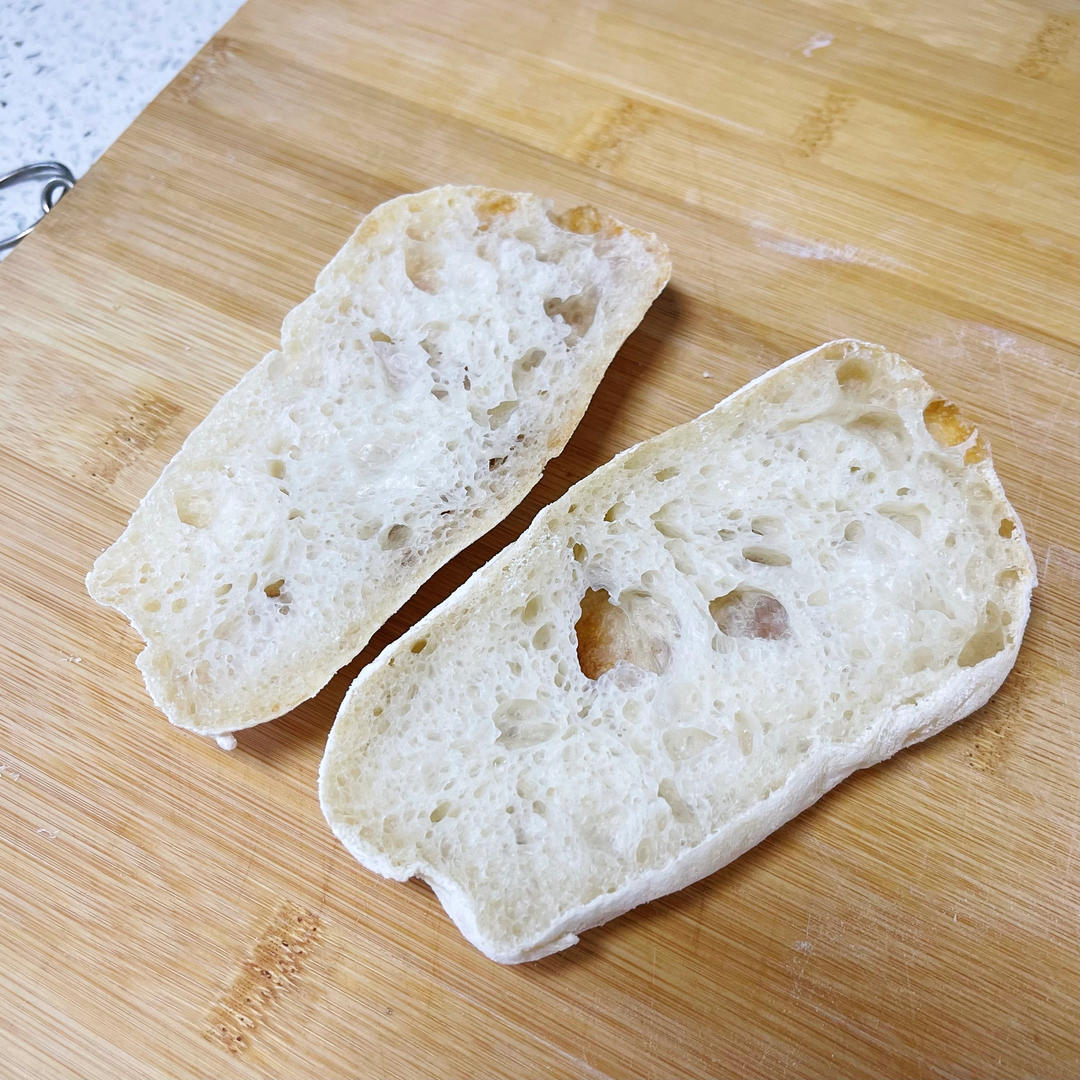 手揉004➡️完全不用揉面的夏巴塔，拖鞋面包