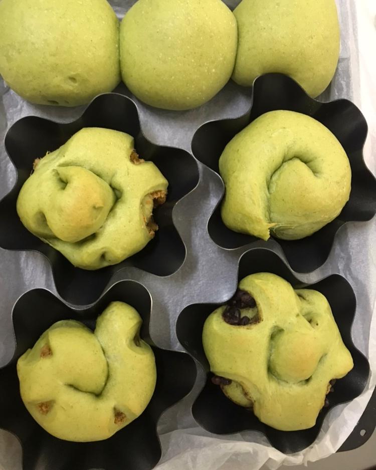 抹茶红豆面包
