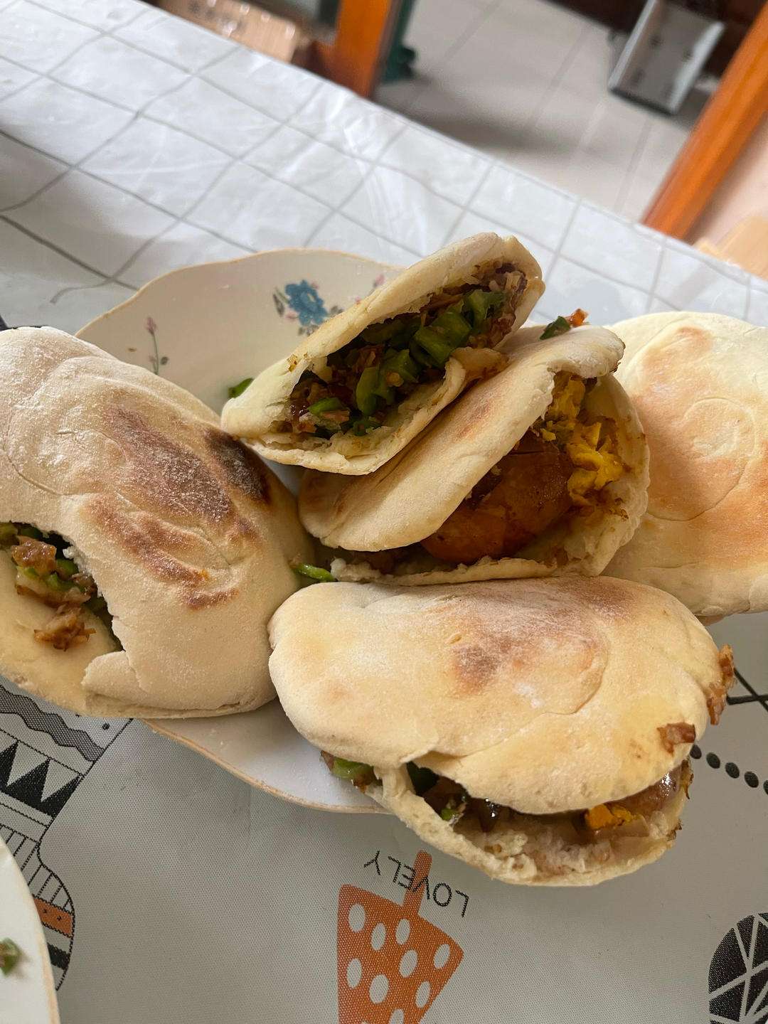 肉夹馍(白吉馍的制作)