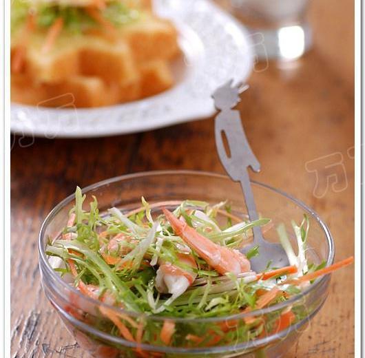 生菜鲜虾沙拉的做法