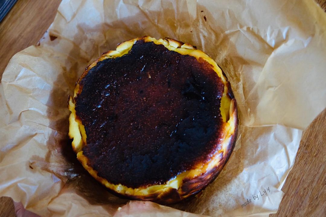 巴斯克烧焦芝士蛋糕