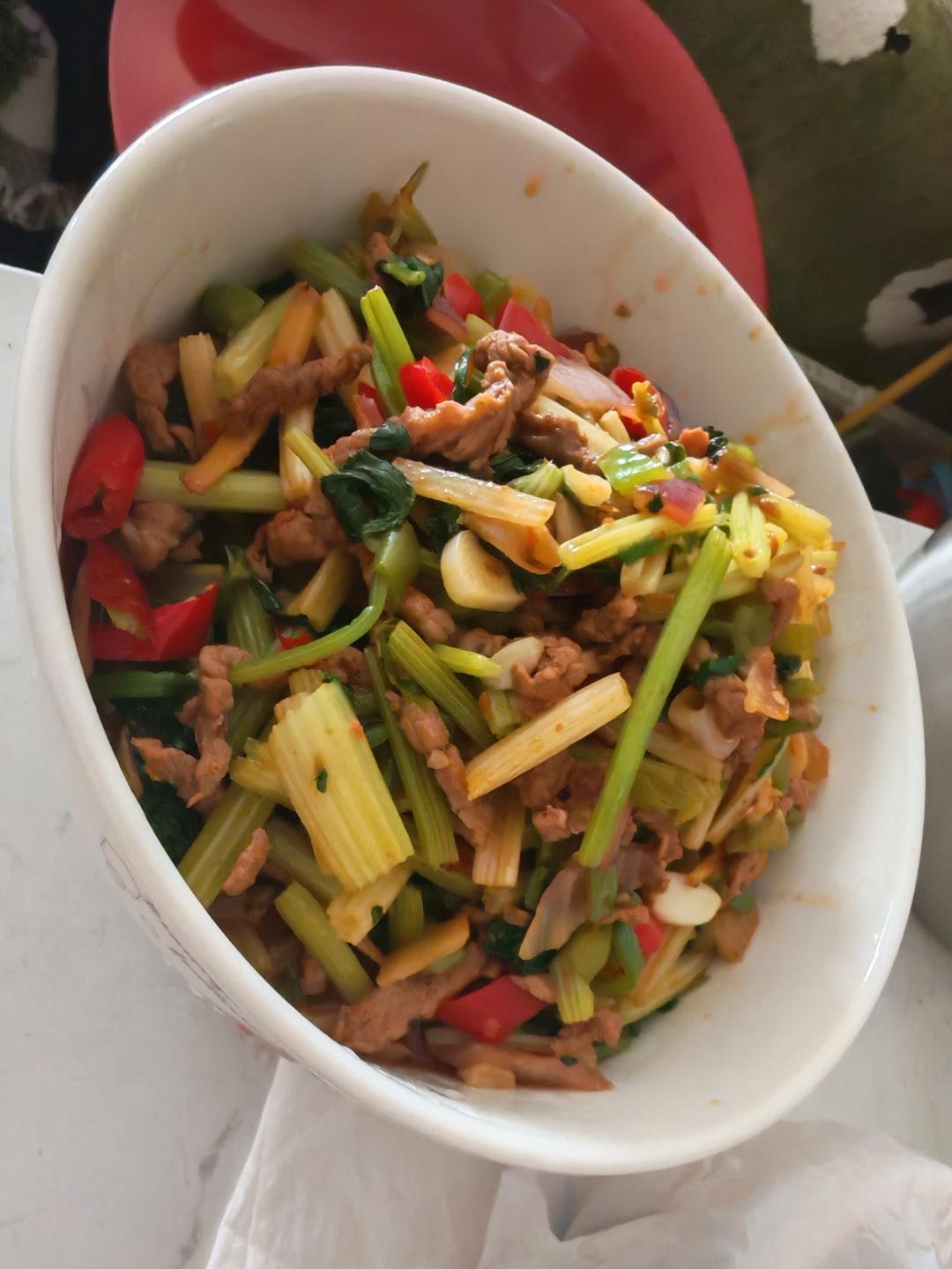 川味泡椒芹菜牛肉丝