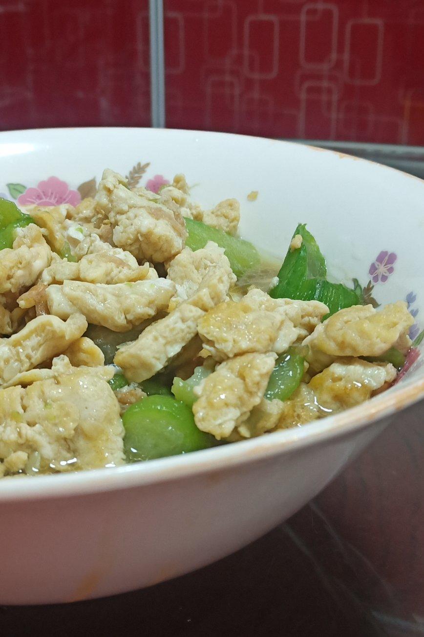 简单快手，五分钟搞定的丝瓜炒蛋