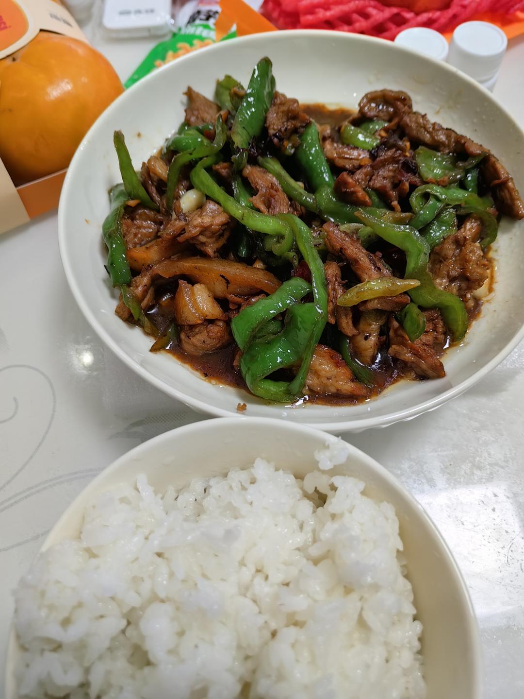 ‼️好吃到舔盘的青椒肉丝盖浇饭