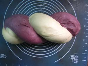 紫薯扭纹双色吐司的做法 步骤10