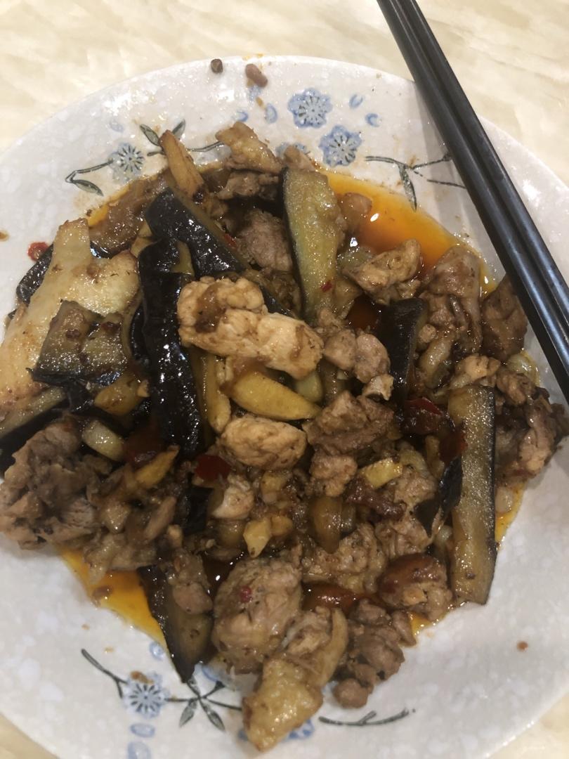 鸡肉炒茄子