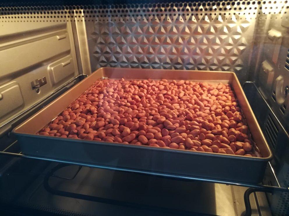 烤花生和剥花生