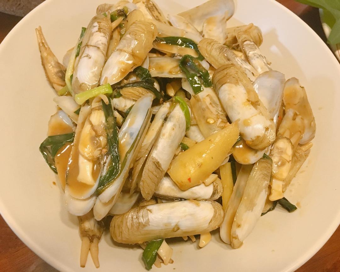 蒜苗豆鼓炒圣子