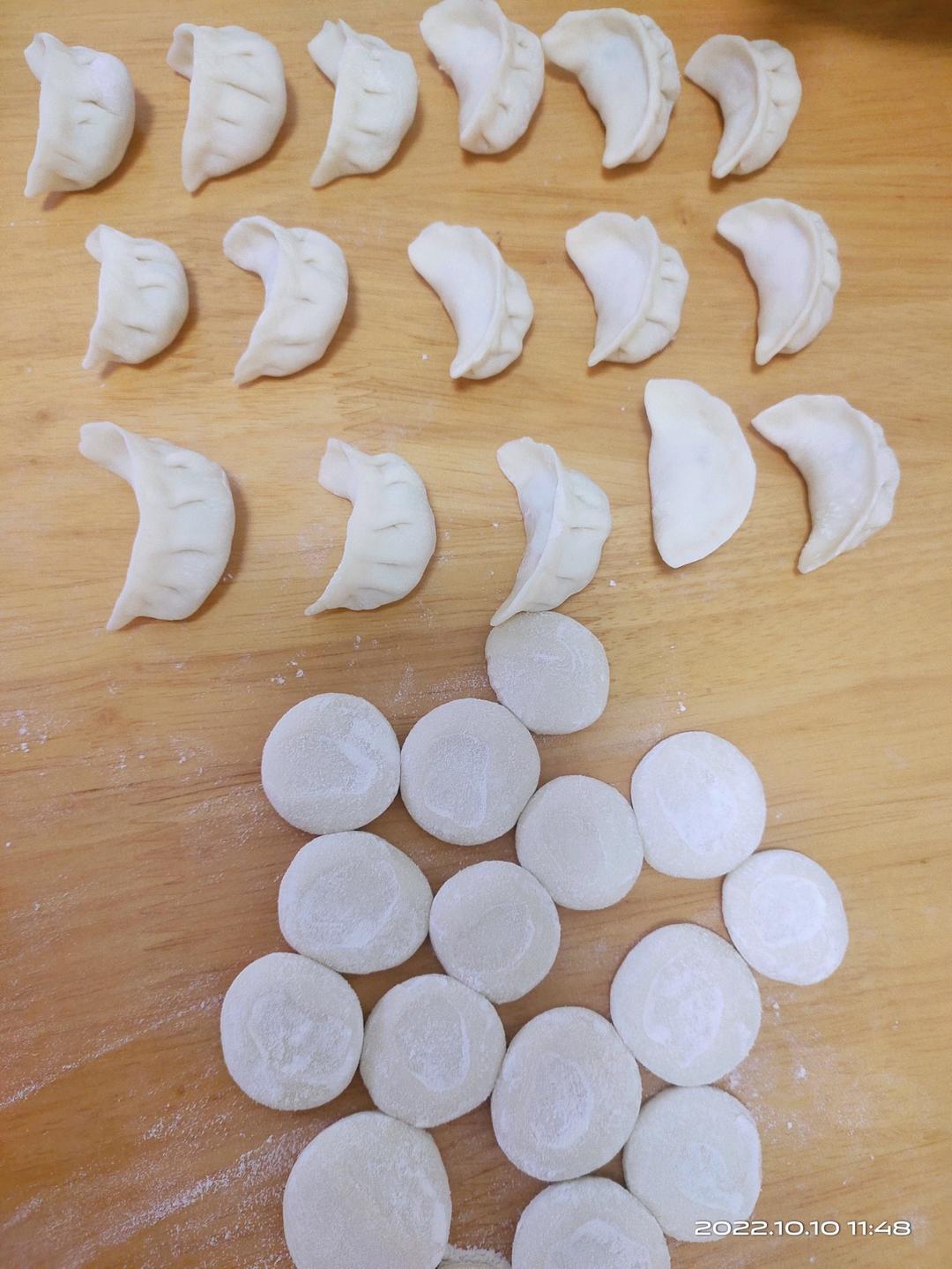 香菇猪肉胡萝卜饺子