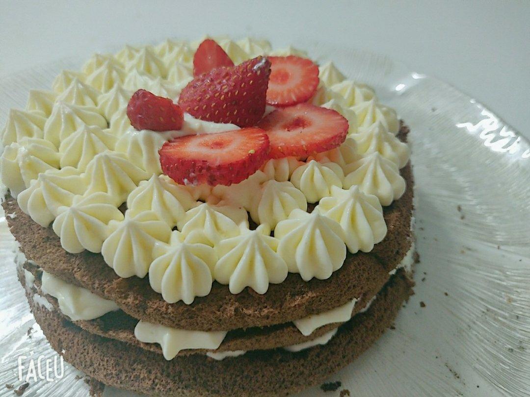 超简单完美戚风蛋糕（6寸2蛋）附打发、翻拌、脱模视频