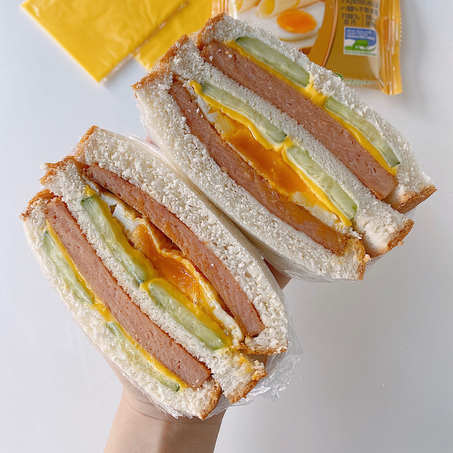 奶酪午餐肉鸡蛋三明治的做法 步骤10