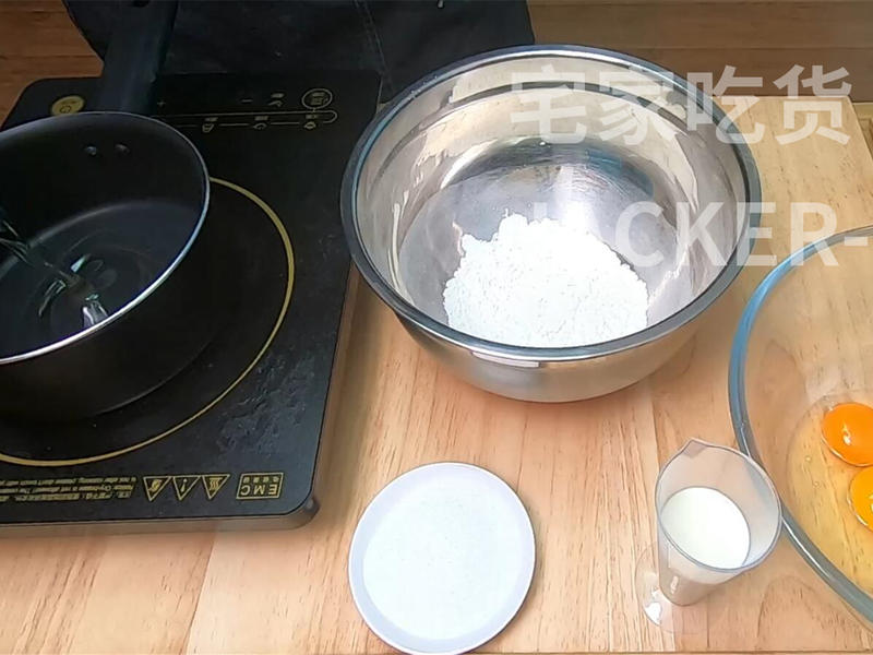 纯奶手撕吐司的做法 步骤1