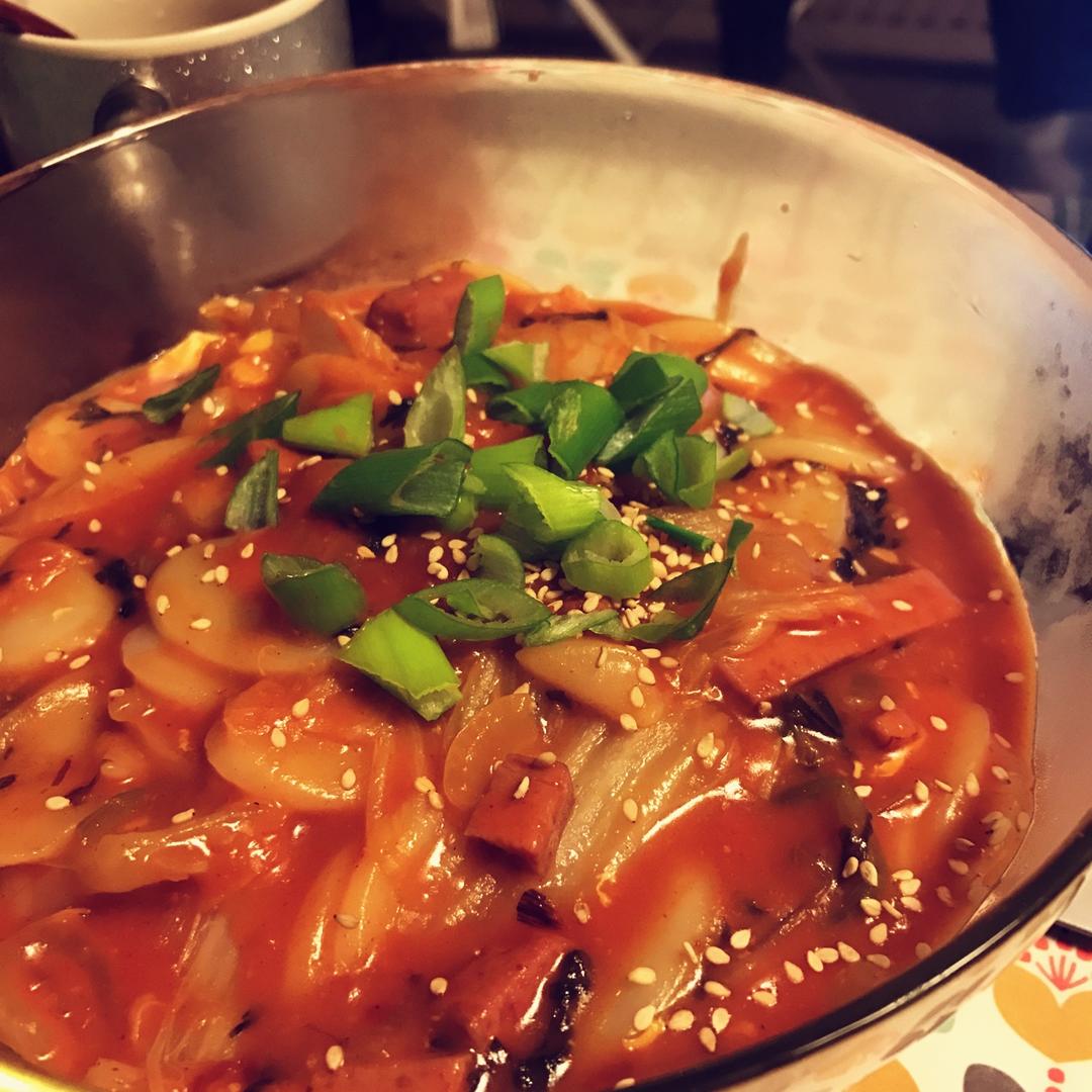 韩式辣炒年糕（or网红芝士套路之芝心年糕）