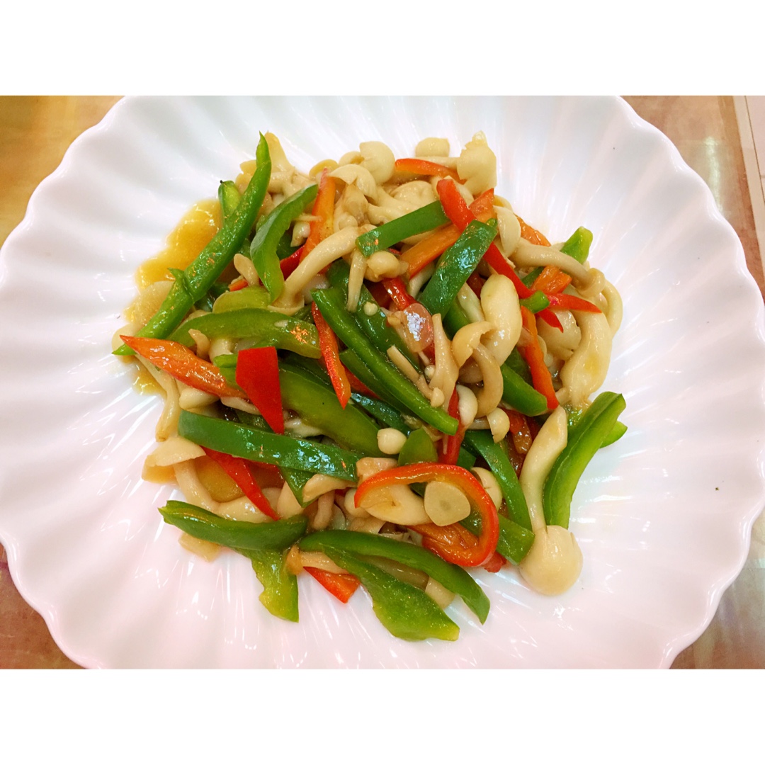 蚝油彩椒白玉菇