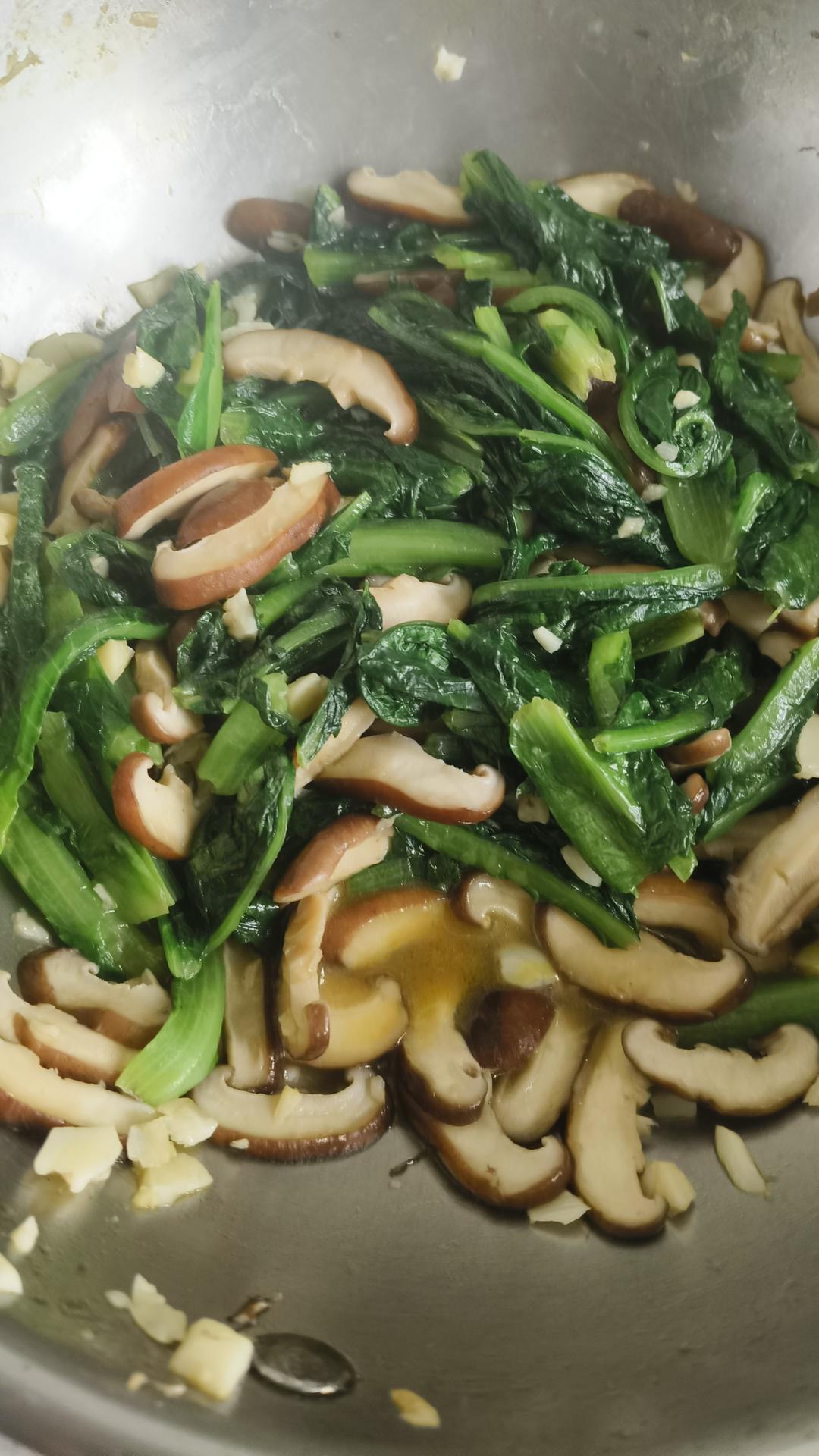 香菇油麦菜
