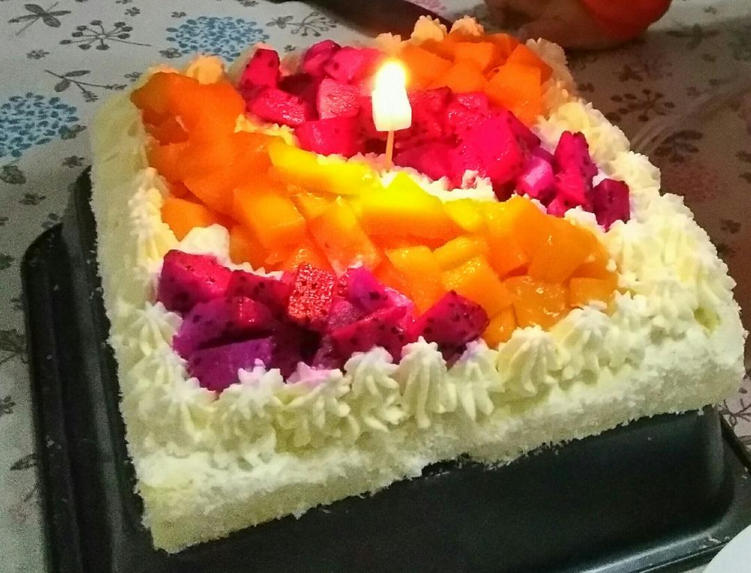 各种简易式水果蛋糕装饰