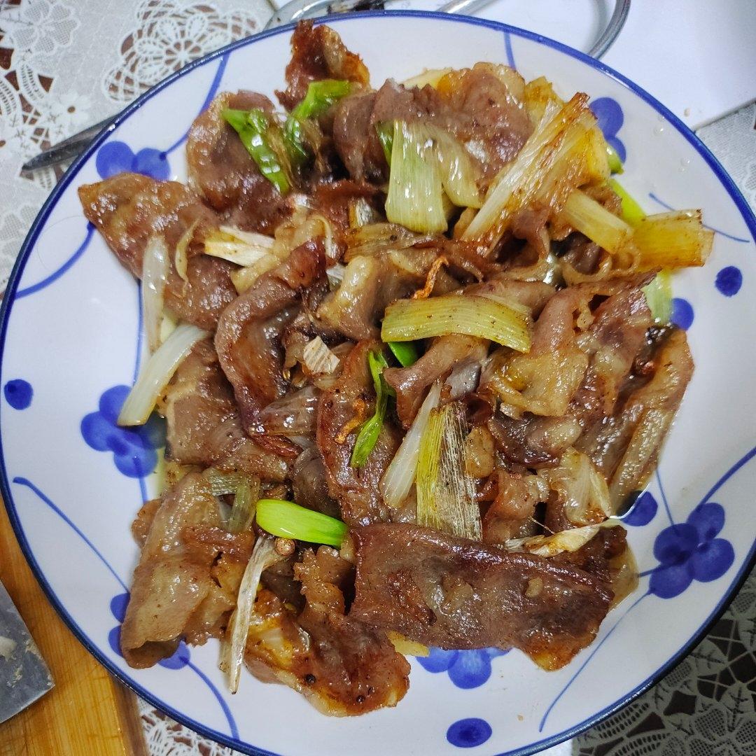 炒了20多年的葱爆羊肉