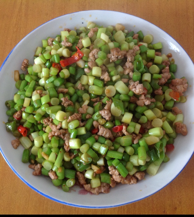 下饭菜～蒜苔肉末