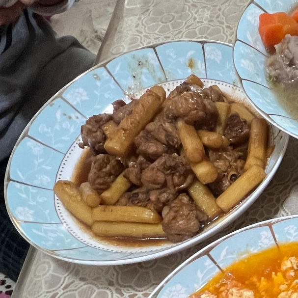 红焖山药鸡腿