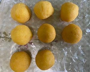 奶黄椰蓉月饼试验（两种饼皮，馅料蒸制版）的做法 步骤7