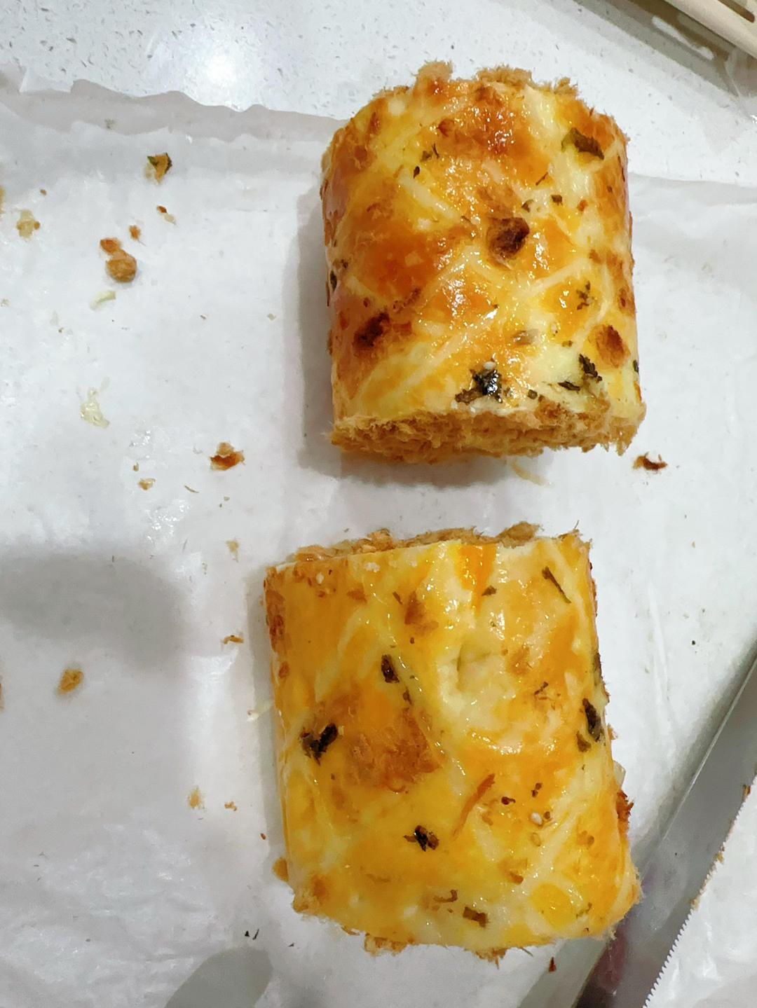 香葱肉松面包卷
