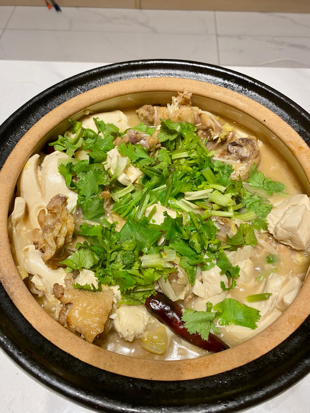 腊鸡煲