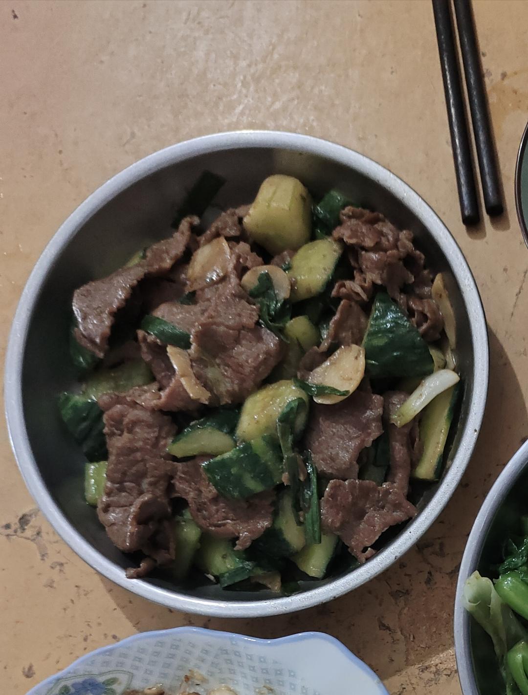 黄瓜炒牛肉