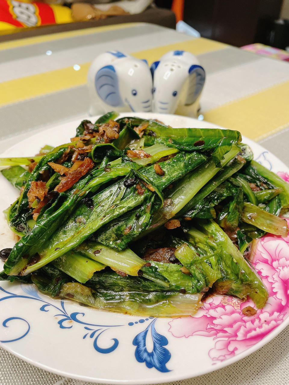 豆豉鲮鱼油麦菜