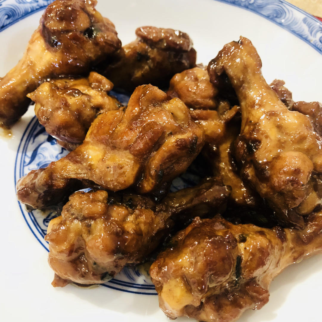 🔥好吃到飙泪的秘汁多汁蒜香鸡腿，鲜嫩到流口水。