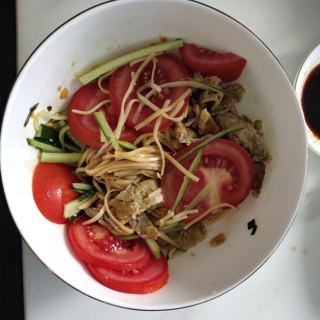 快手减脂餐❗️爆好吃的凉拌鸡丝荞麦面