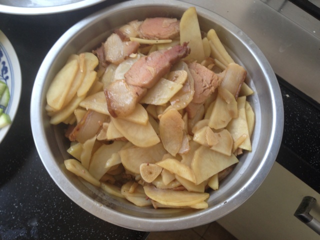 腊肉土豆片