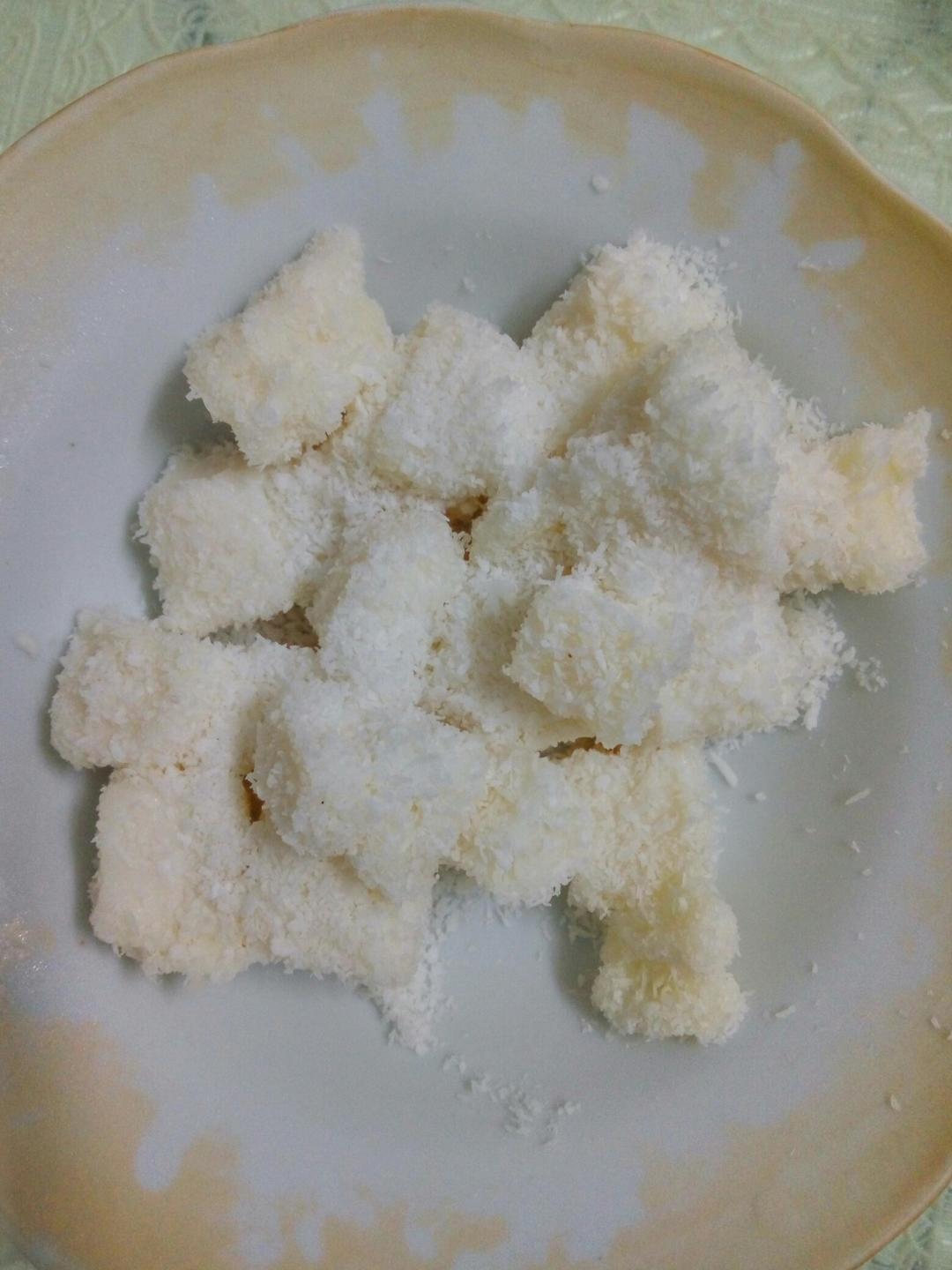 太棒啦！1个方子，做出2道口味一流的甜品！——椰奶小方&炸鲜奶