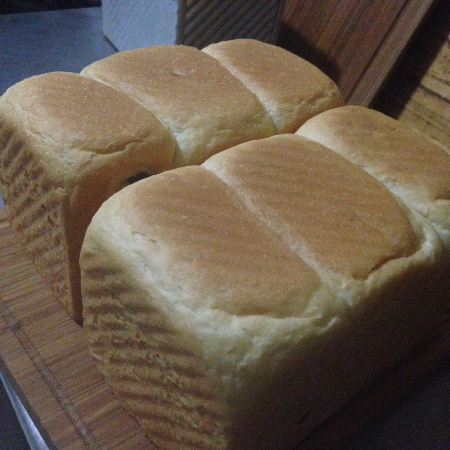 手撕千层肉松面包