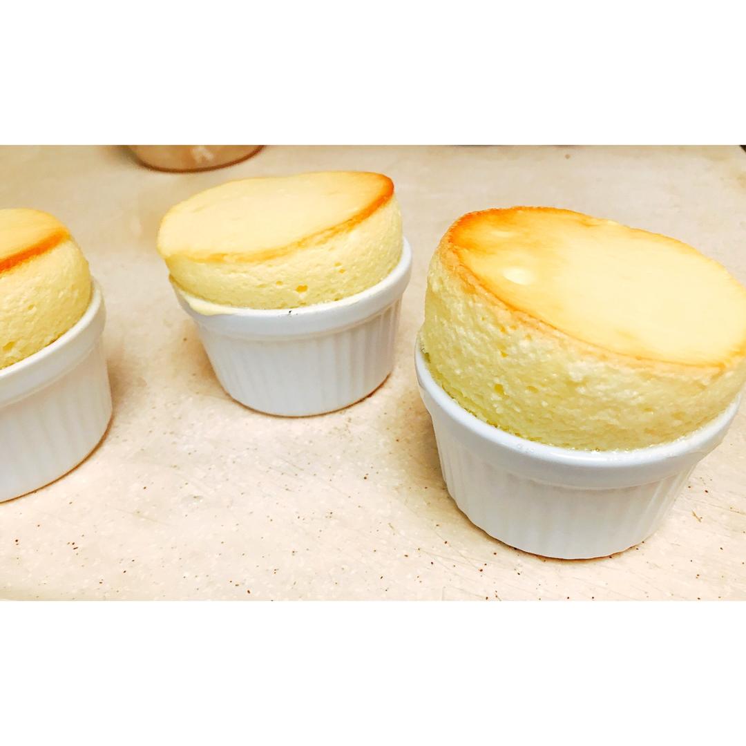 舒芙蕾蛋奶酥 Soufflé-yanyanfoodtube