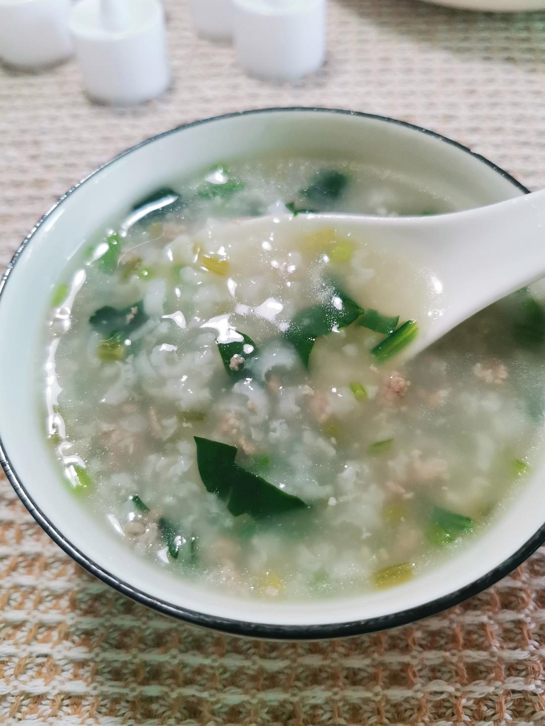 菠菜瘦肉粥