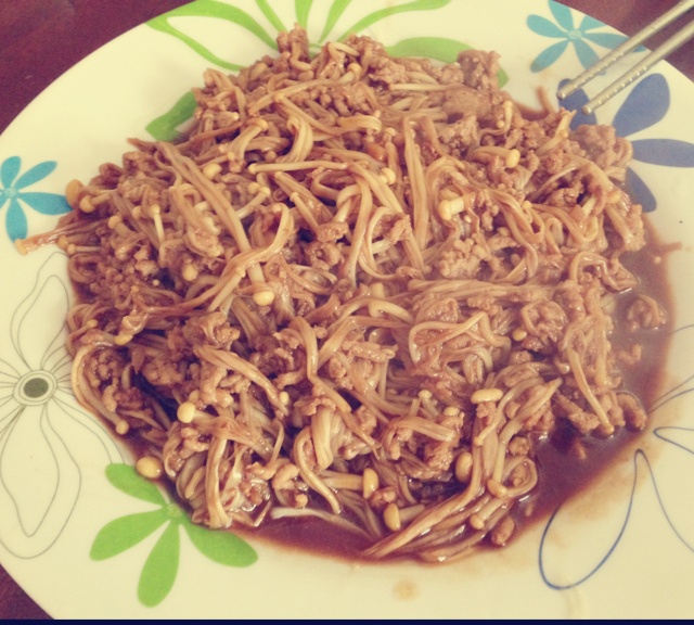 肉末金针菇