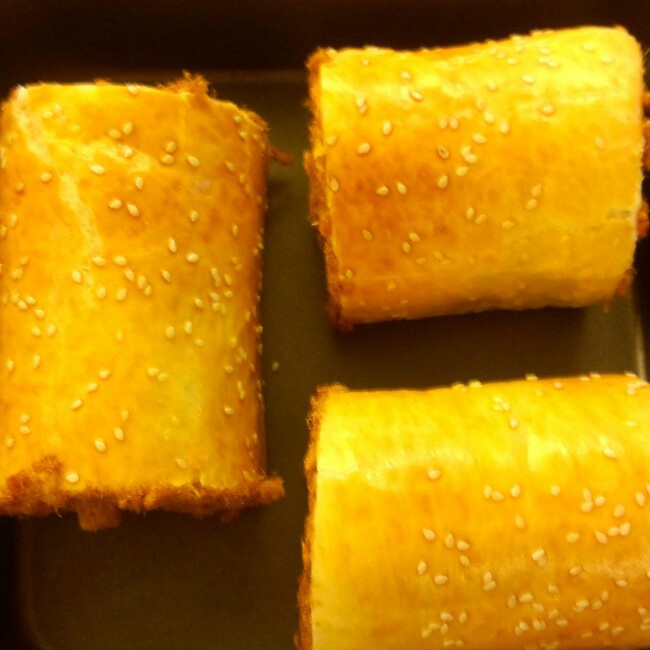 肉松面包卷