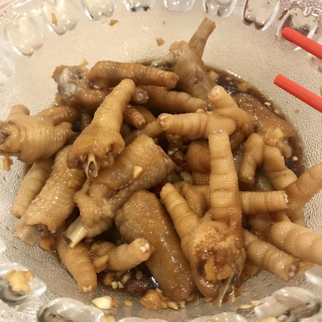 绝对不会后悔的酸辣鸡爪
