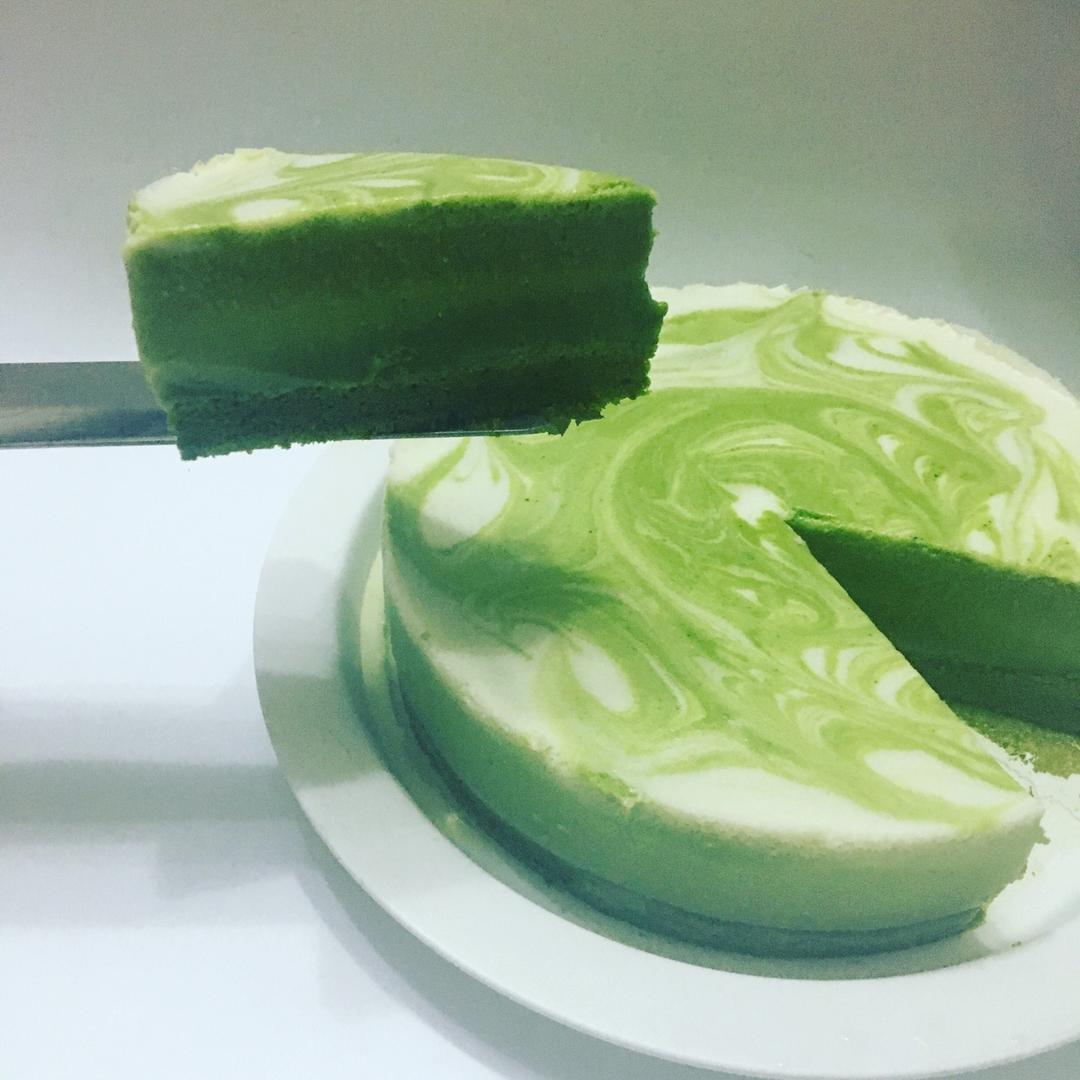 渐变抹茶慕斯蛋糕：我Amanda带着既美又作的抹茶甜点又来了！【曼食慢语】