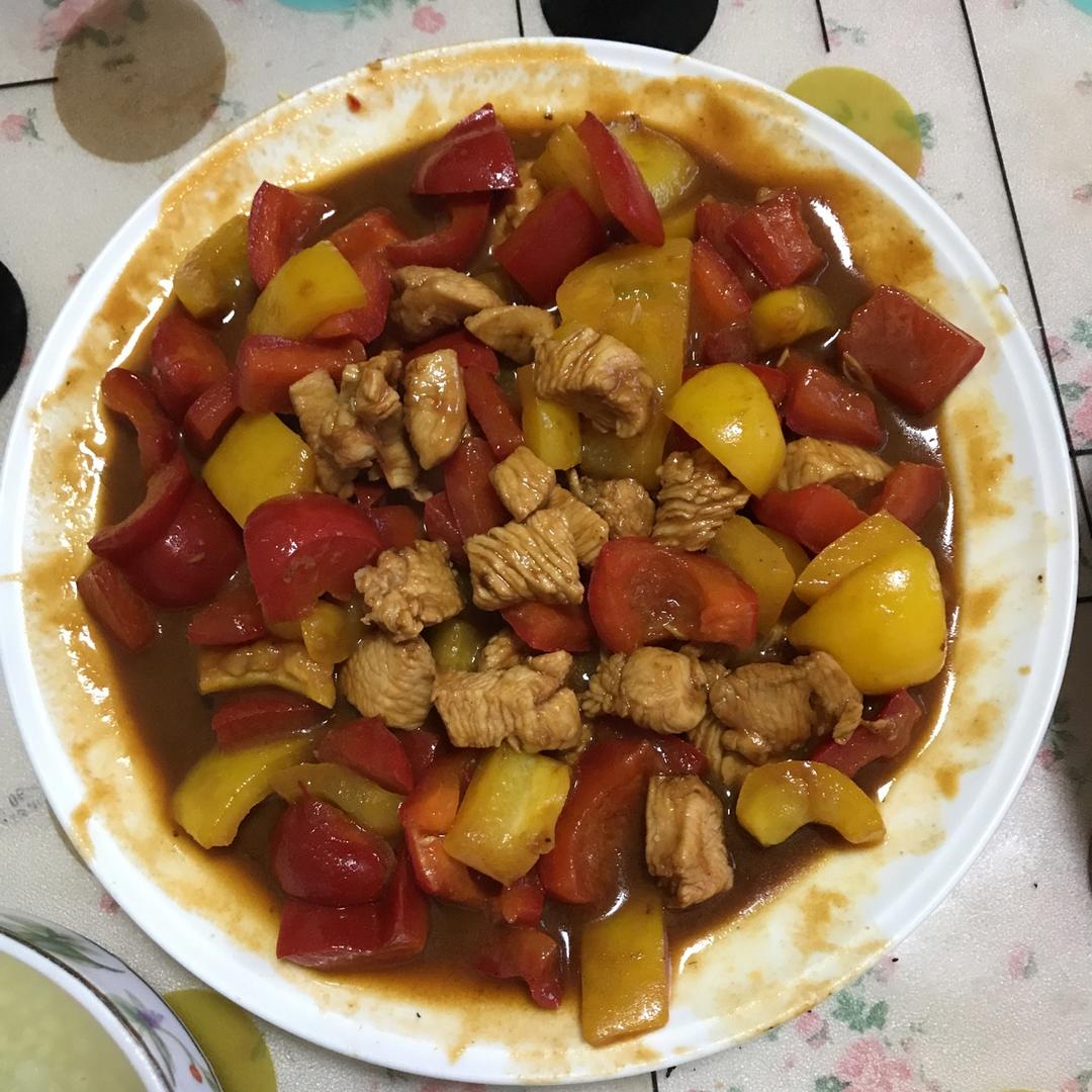 健身减肥最爱的鸡胸料理！——彩椒鸡丁