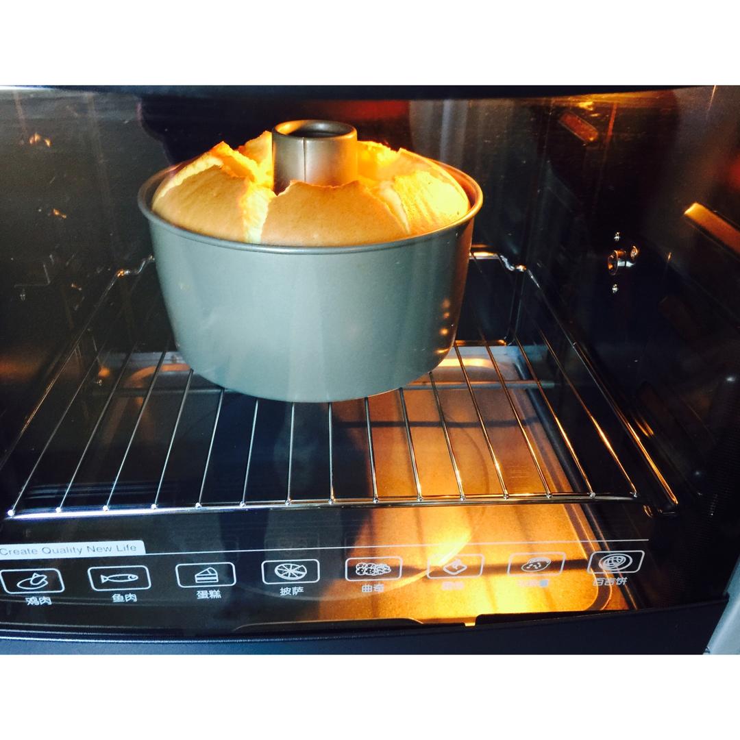 烤箱做蛋糕（戚风蛋糕的做法）