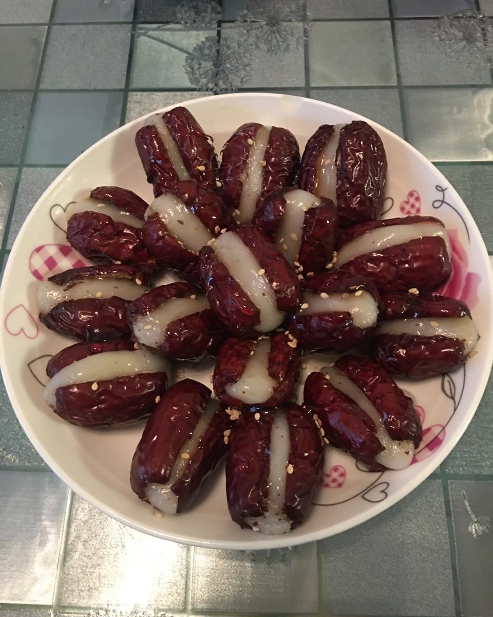 有一道小食香甜软糯，Q弹可口，它有一个软萌的名字——心太软