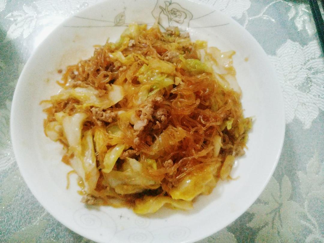 卷心菜炒粉丝 Glass noodles with Cabbage